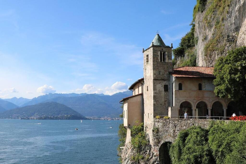 Lago Maggiore, Leggiuno, Ampio Appartamento Eksteriør billede