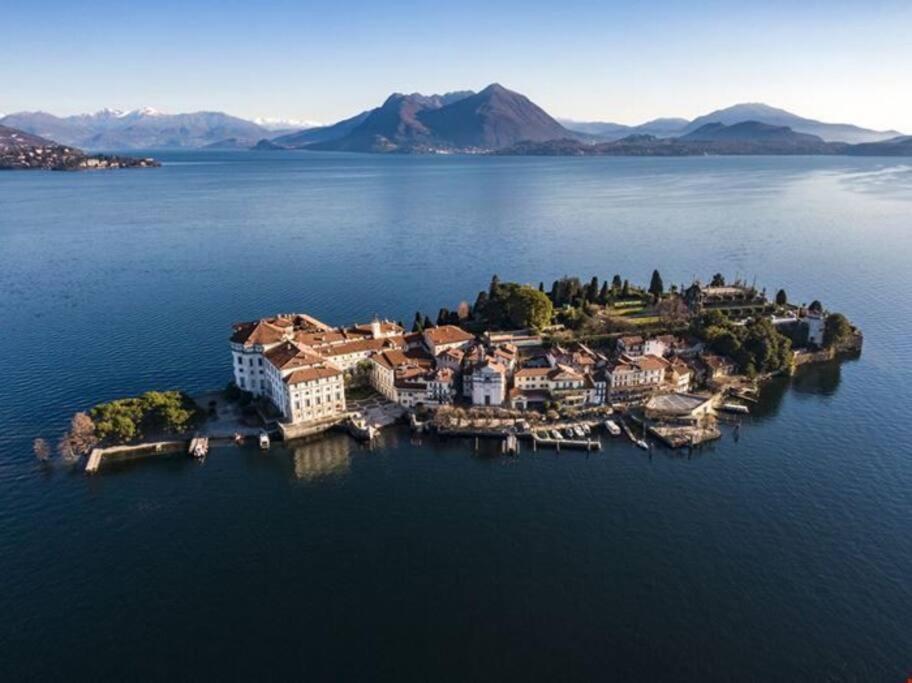 Lago Maggiore, Leggiuno, Ampio Appartamento Eksteriør billede